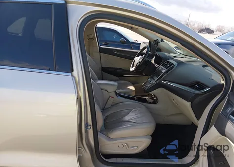 2017 Lincoln Mkc Reserve z USA, uszkodzony, nr VIN 5LMCJ3C97HUL50051